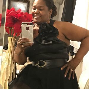 Meet your Posher, Elma